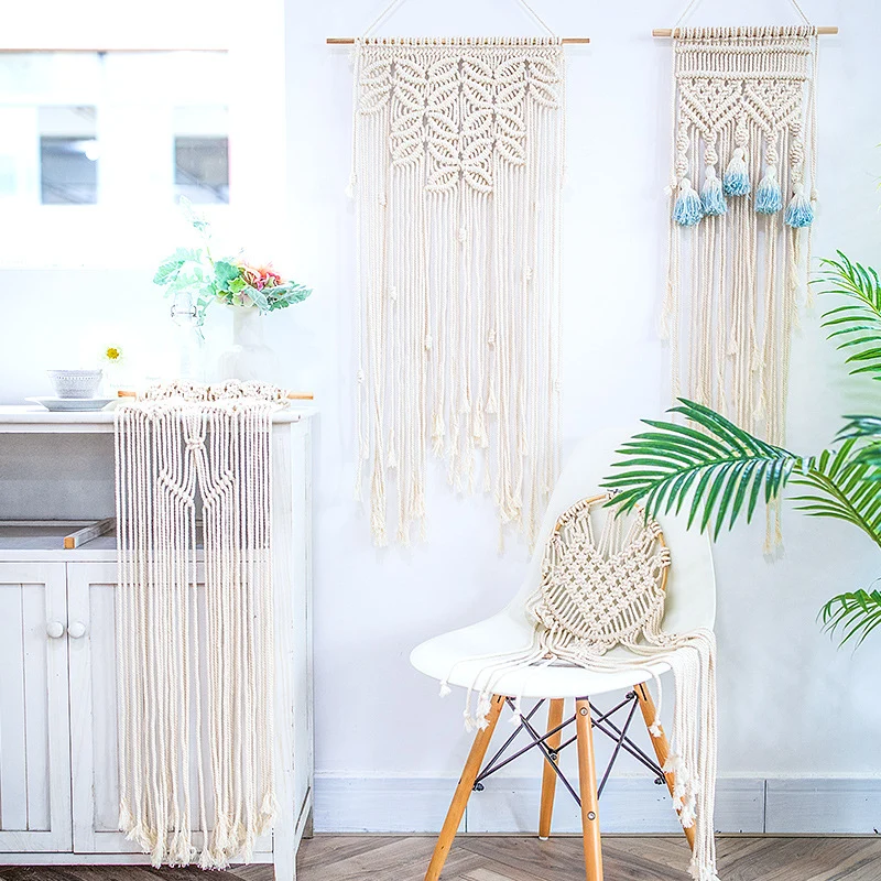 Macrame phone pouch with wooden beads, leaf relief and hanging loop Stornfield