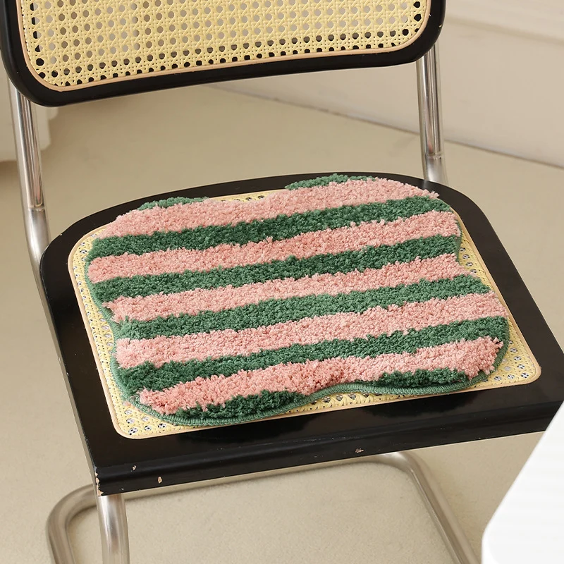 High-pile bath mat rug with diagonal stripe structure and organic shape Stornfield
