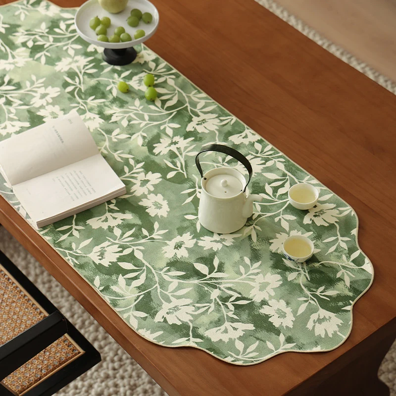 Elegant decorative table runner Stornfield