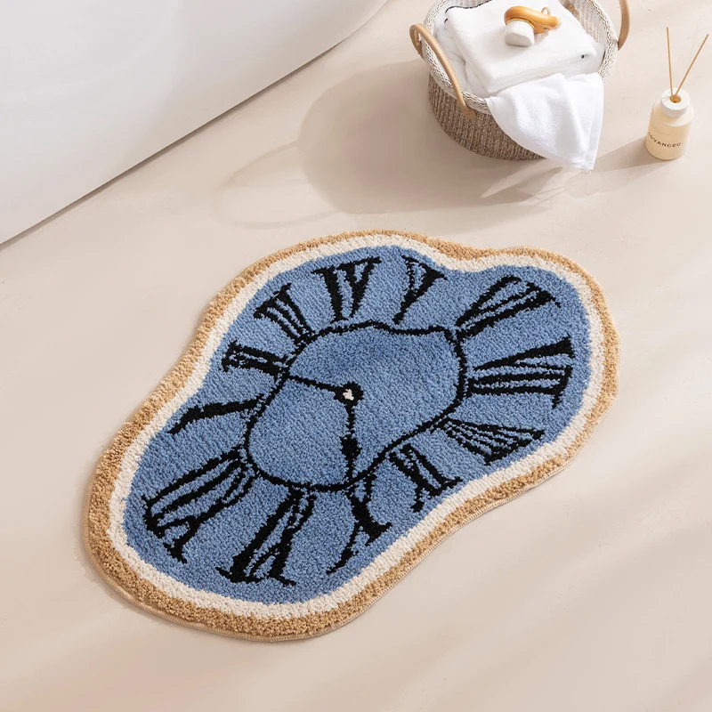Decorative hand-tufted rug mat in organic clock shape Stornfield