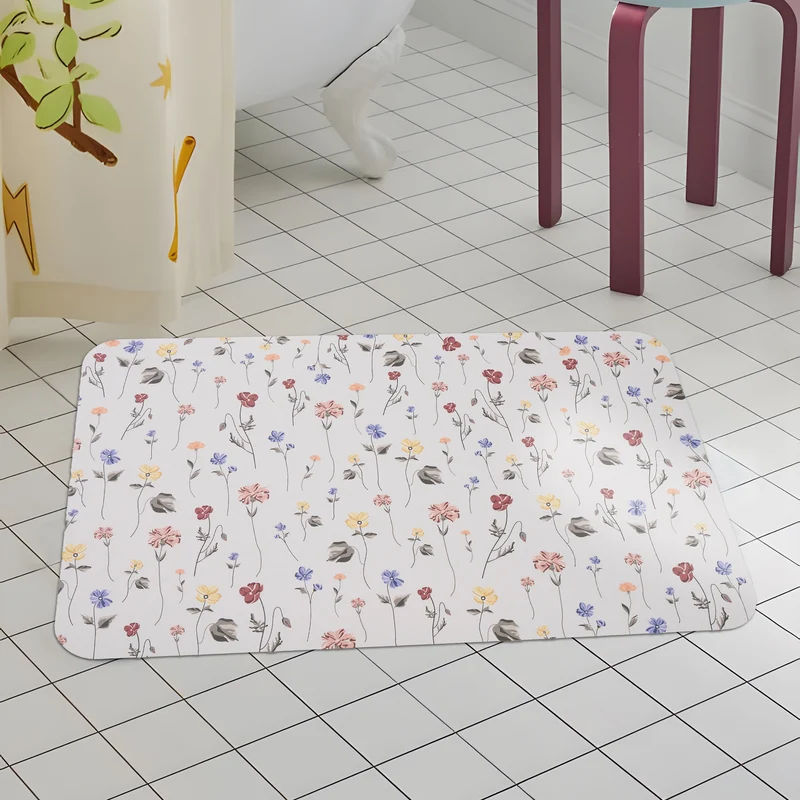 Stornfield Bath Mat Set made of soft microfiber with non-slip latex backing and delicate ornamental print