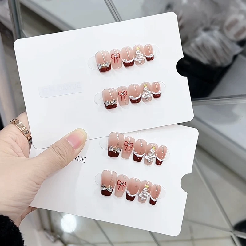 Festliches, urlaubsbezogenes Press-On Nail Art Set Karnz