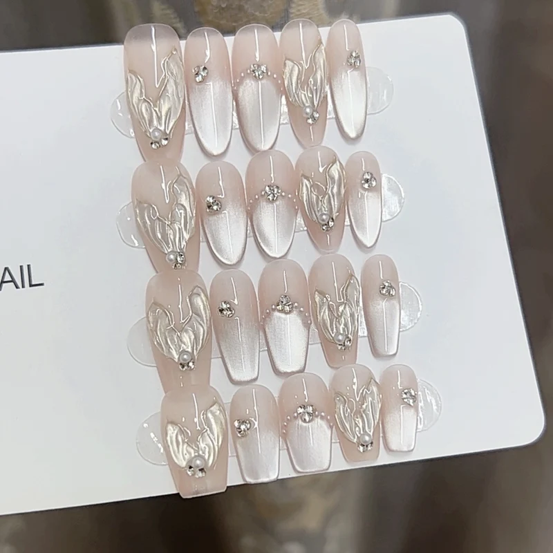 Elegantes Texturiertes Press-On Nail Set Karnz