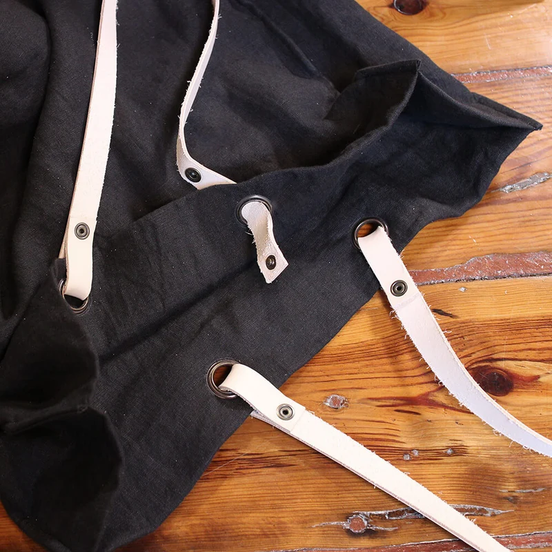 Tasche aus vorgewaschenem Leinen mit Henkel aus echtem Leder