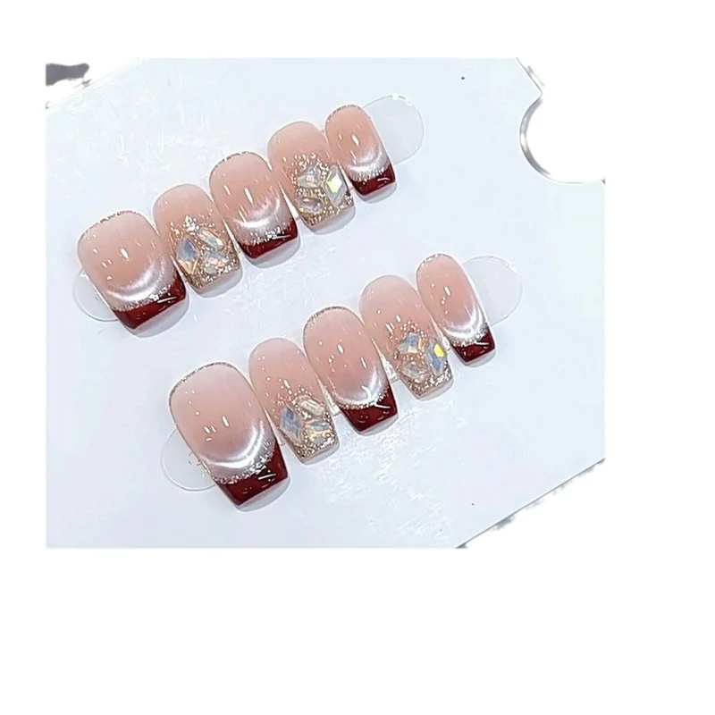 Elegante French Tip Design Press-On Nägel mit Glitter und dekorativen Akzenten Karnz