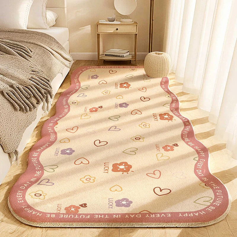 Inspirational Heart-Shaped Area Rug Stornfield