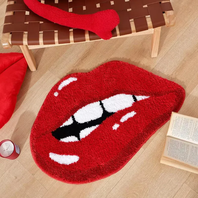 Fun Lip-Shaped Bath Mat Stornfield