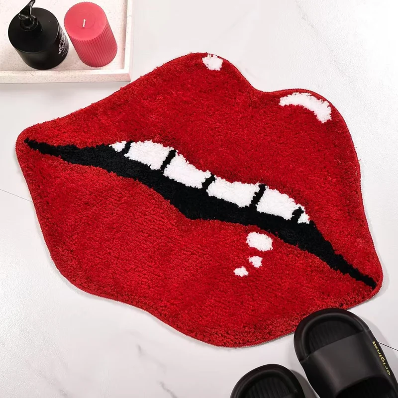 Fun Lip-Shaped Bath Mat Stornfield