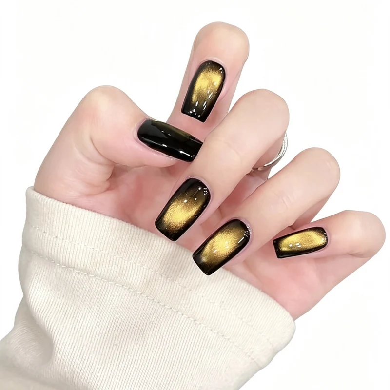 Gradient Crystal Finish Nail Art Stornfield