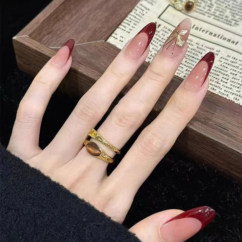 Elegant Ombre Stiletto Nail Set Stornfield