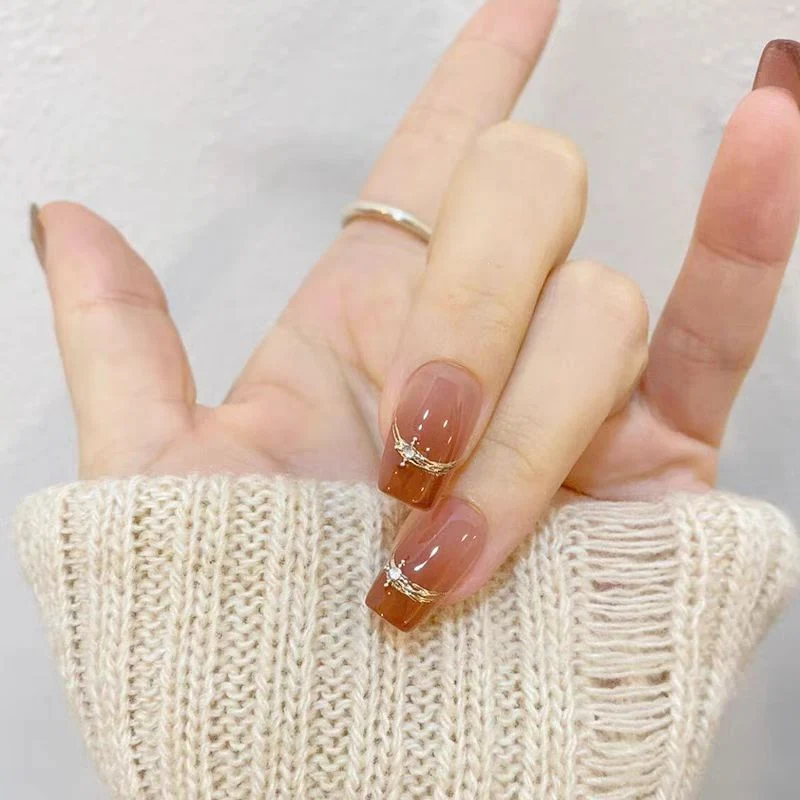 Elegant Glittering Press-On Nail Art Stornfield