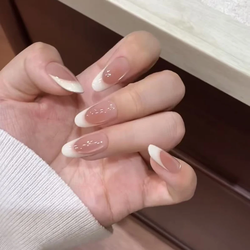 Elegant French Tip Press-On Nail Set Stornfield