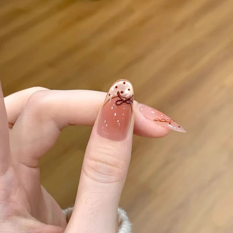 Artistic Press-On Nail Design Stornfield