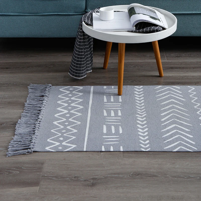 Flat-woven cotton runner with Boho-Ethno motif and decorative fringes Stornfield