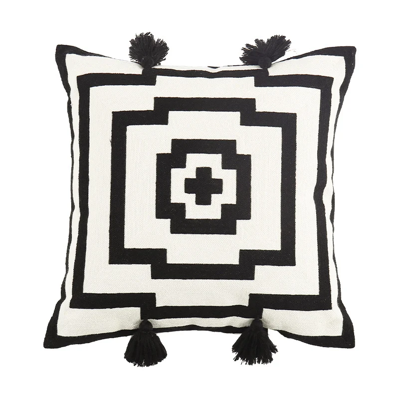 Decorative square decorative cushion with jacquard fabric and decorative tassels Stornfield