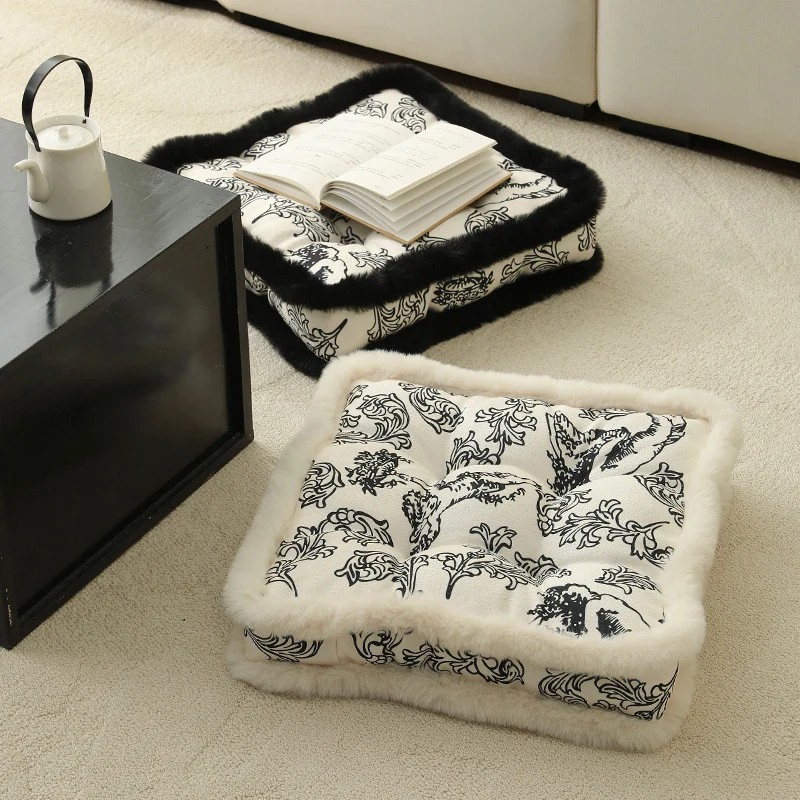 Decorative square seat cushion with baroque angel print and faux fur trim Stornfield