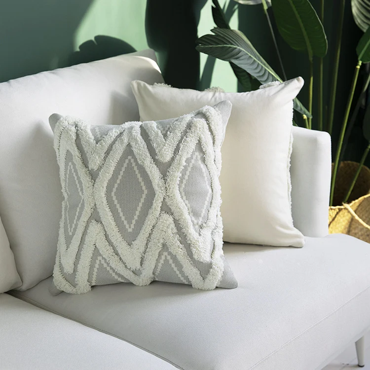 Decorative square cushion cover with tufted chenille diamond relief Stornfield