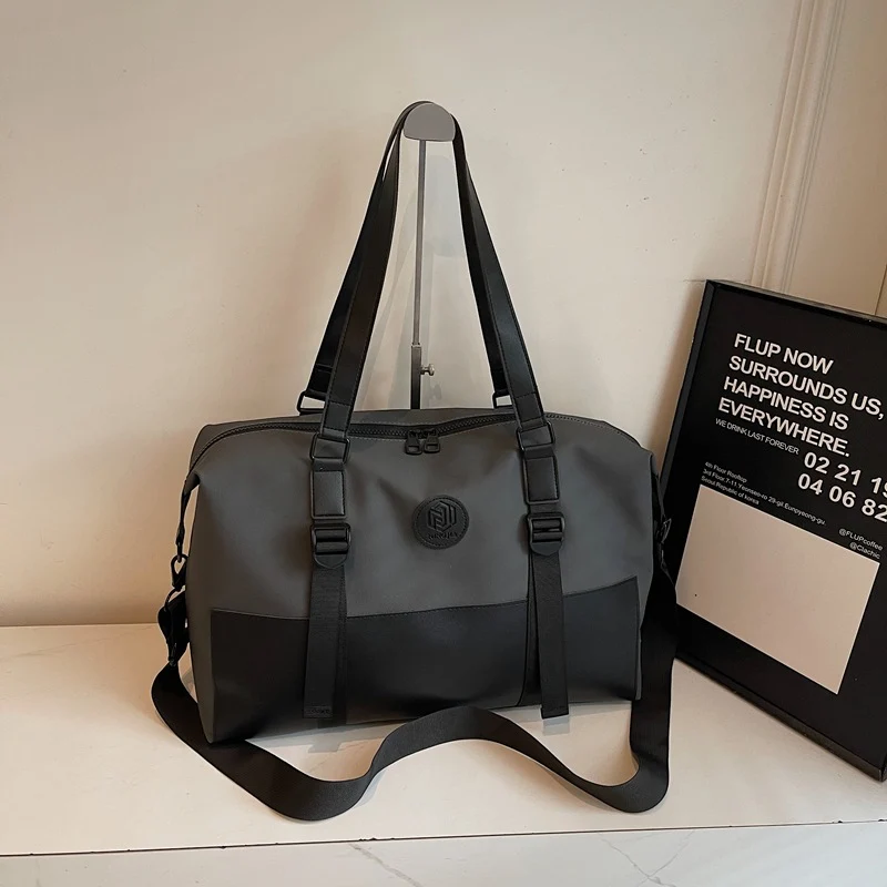 Stylische Multi-Compartment Reise-Duffel-Tasche Karnz