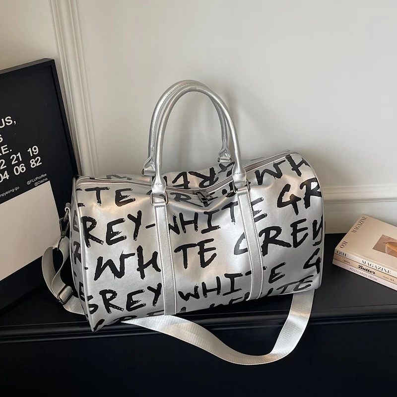 Stylischer Grafikdruck Duffelbag Karnz