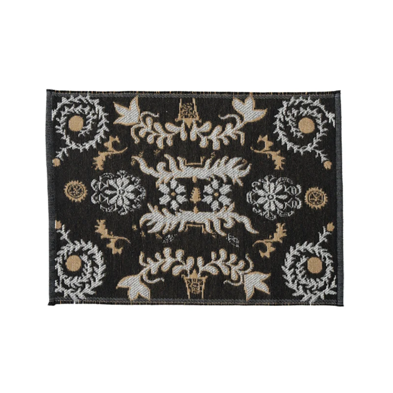 Reversible woven rug runner with ornamental jacquard structure Stornfield