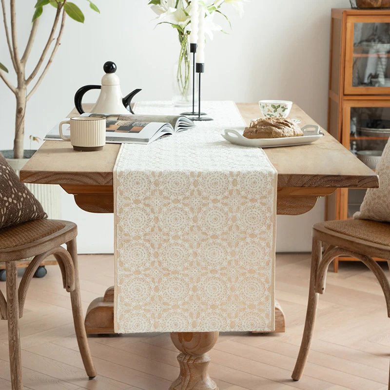 Runner with ornamental medallion jacquard structure and non-slip underside Stornfield