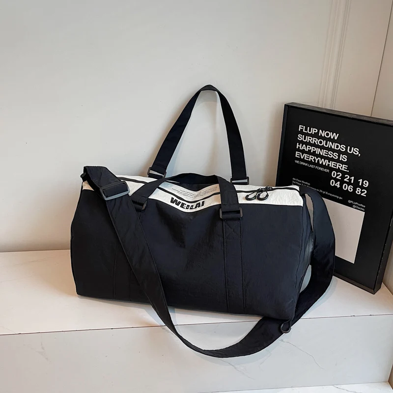 Geräumige Sport-Reise-Duffle-Tasche Karnz
