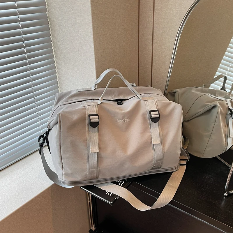 Geräumige Fitness-Wochenend-Duffel-Tasche Karnz