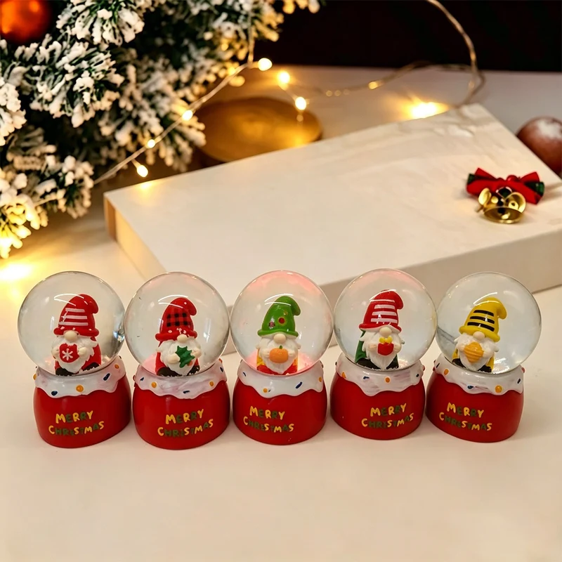 Decorative Snow Globe Figurine Stornfield