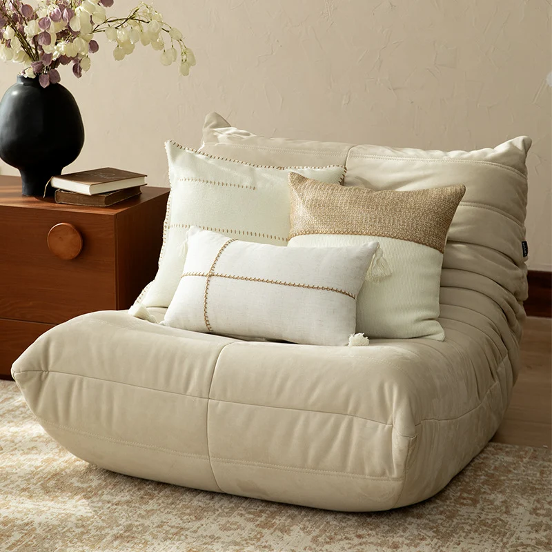 Two-tone knitted decorative cushion cover with structure mix Stornfield