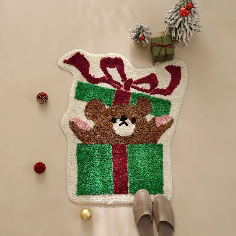 Playful gift-shaped doormat with tufted teddy bear motif Stornfield