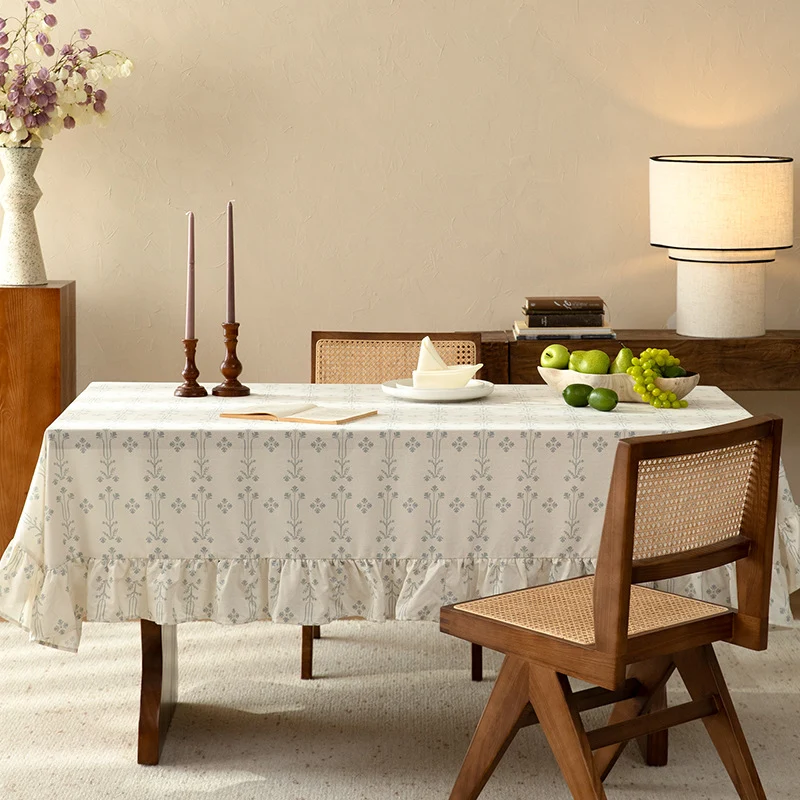 Rectangular cotton blend tablecloth with ruffle and fine jacquard pattern Stornfield