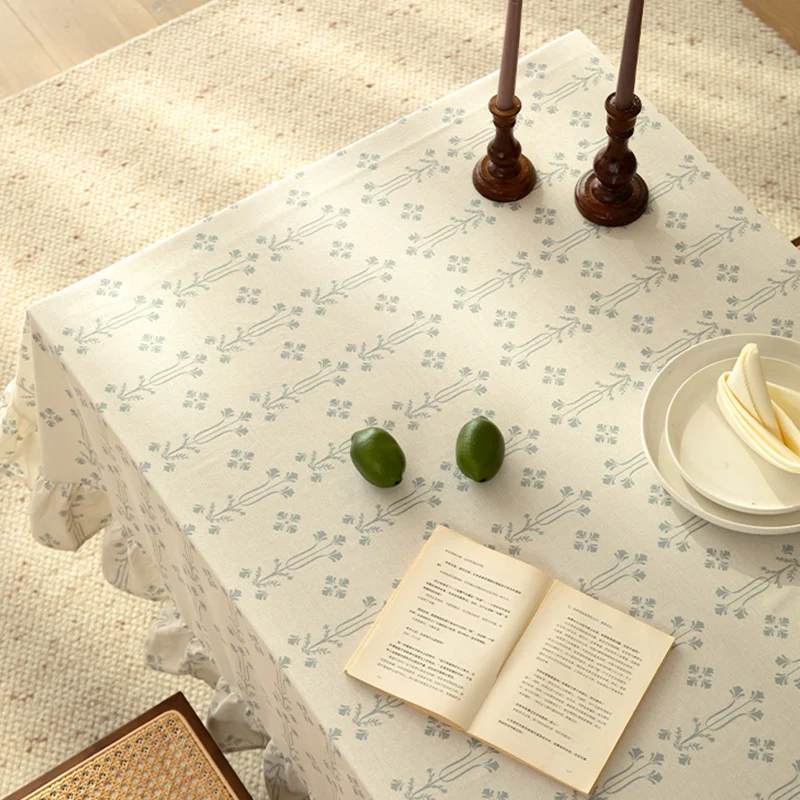 Rectangular cotton blend tablecloth with ruffle and fine jacquard pattern Stornfield