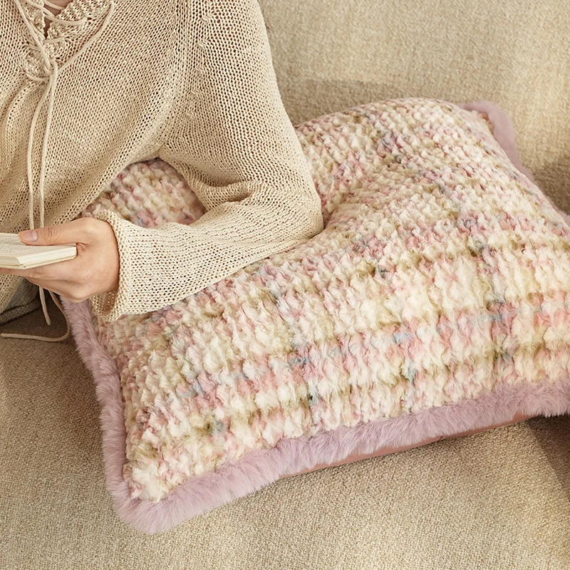 Long lumbar support cushion with patterned bouclé surface and plush trim Stornfield