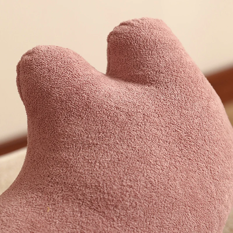 Cozy cat-shaped neck pillow made of microfleece Stornfield