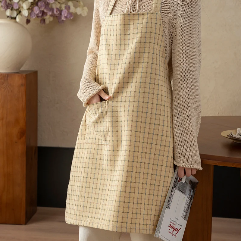 Linen look cooking apron with patch pocket and adjustable neckband Stornfield
