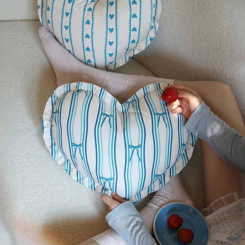 Heart-shaped cotton decorative cushion with gathered edge and heart stripe motif Stornfield