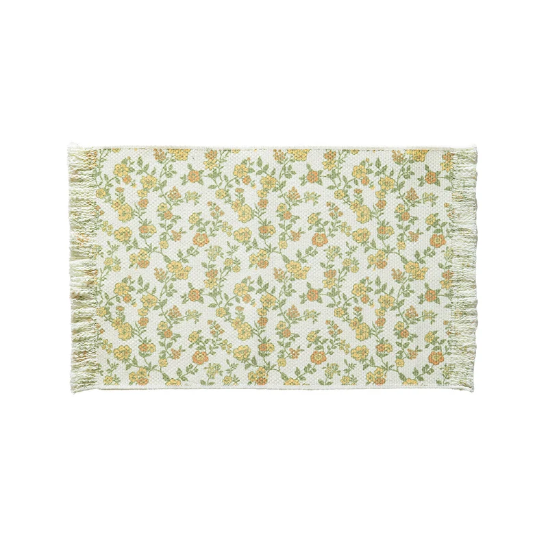 Woven decorative runner with damask jacquard and hand-fringed edge Stornfield