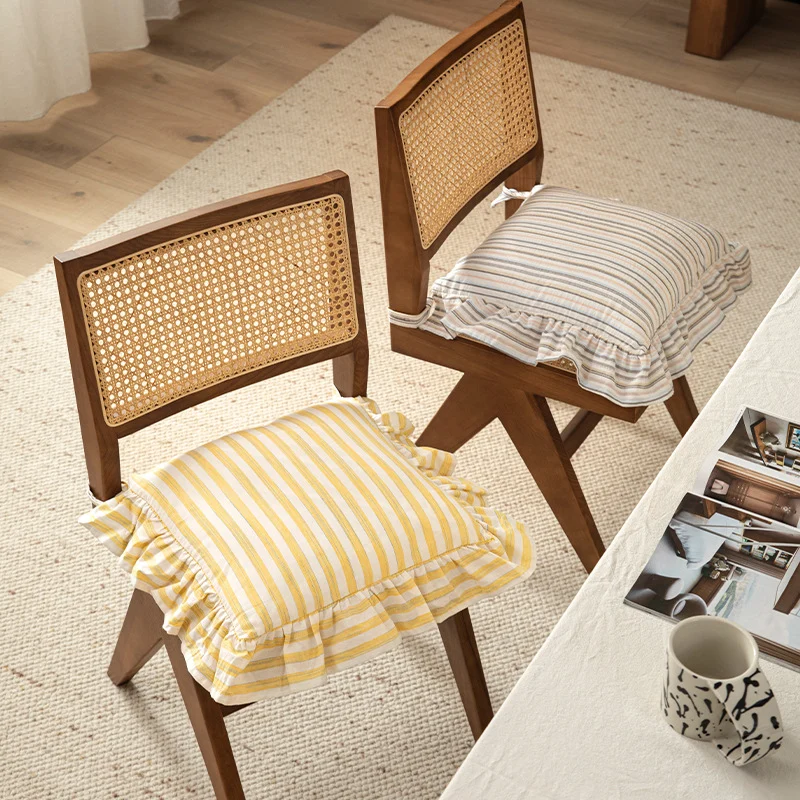 Padded chair cushion with ties and frill edge Stornfield
