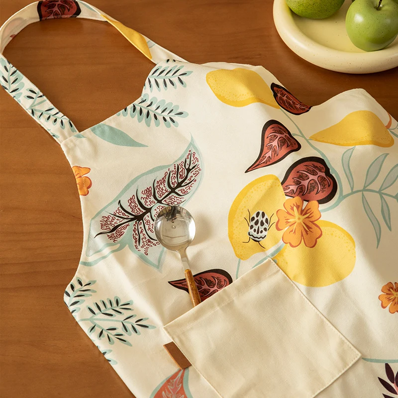 Cooking apron with adjustable neck strap, large front pocket, and lightweight cotton blend Stornfield