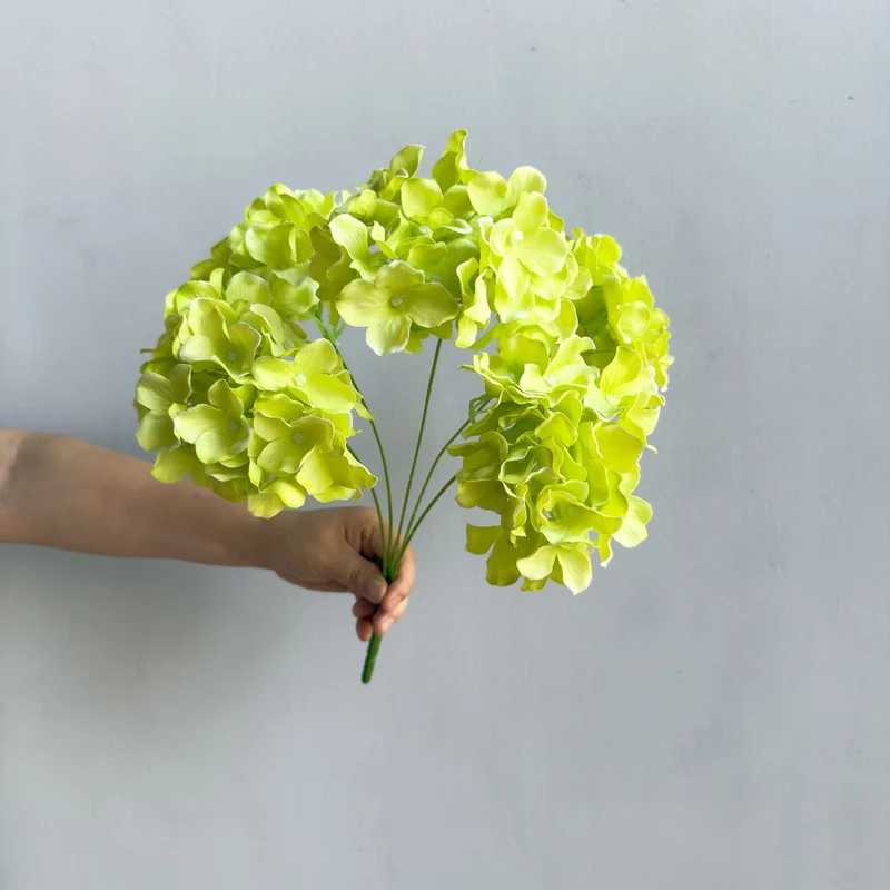 Elegant Floral Arrangement
