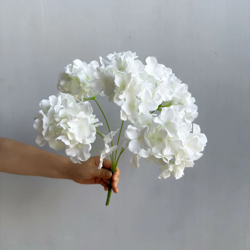 Elegant Floral Arrangement
