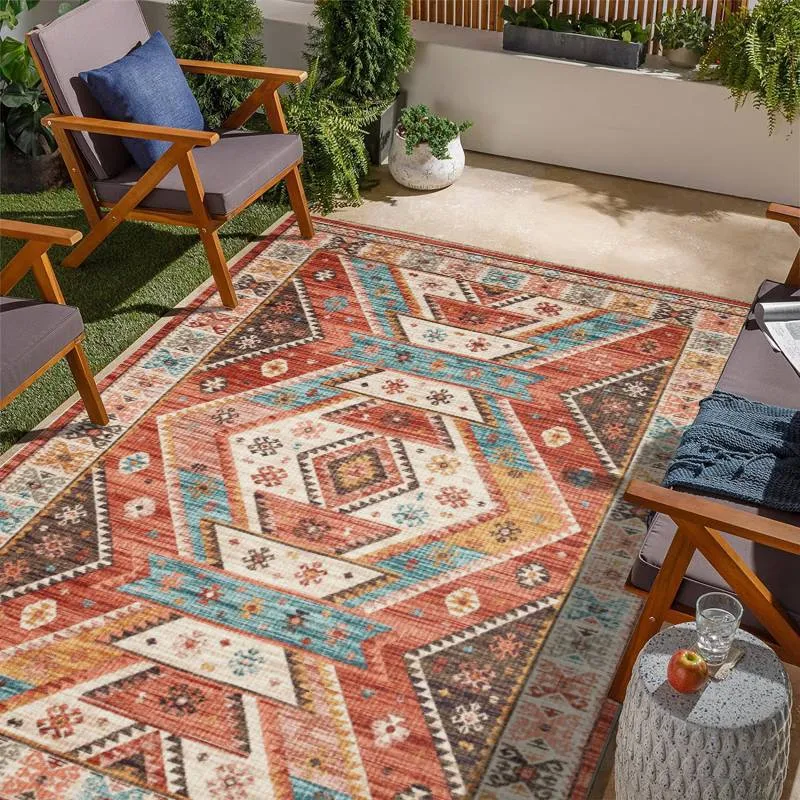 Geometric Patterned Outdoor Rug