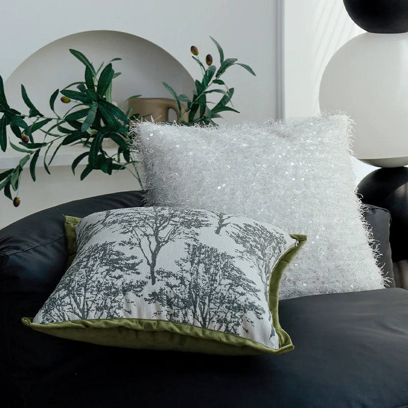 Quadratischer Jacquard-Kissenbezug mit fotorealistischem Baumrelief und samtiger Keder Karnz