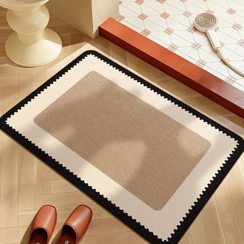 Decorative Cat-Themed Bath Mat
