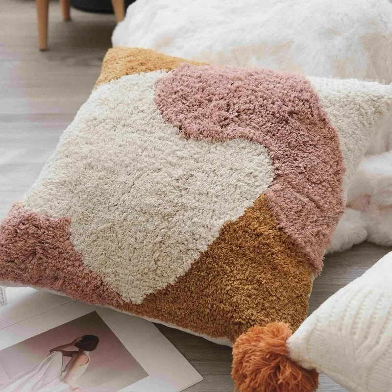Quadratischer samtweicher Deko-Kissenbezug mit soft‑touch Velvetstruktur und hotelähnlicher Kantenverarbeitung Karnz