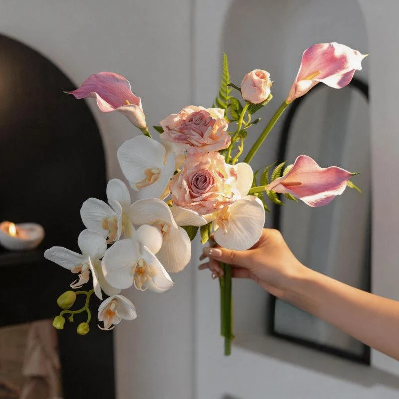 Realistic Floral Arrangement in Decorative Vase