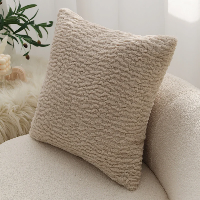 Kuschelkissen im Teddyfell-Stil Karnz