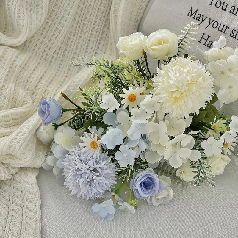 Naturalistic Floral Arrangement