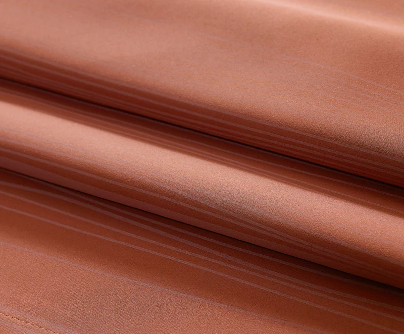 Bettwäsche-Set aus Baumwollsatin mit feinem Streifen‑Satinfinish Karnz