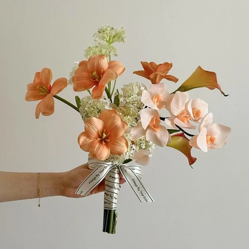 Beautiful Floral Wedding Bouquet for Special Celebrations